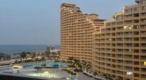Cloud 9 Luxury Porto Towers VIP - Image 3