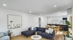 Quiet Retreat with Large Garden and Parking - Image 3