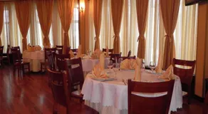 Hestia Hotel - Image 4