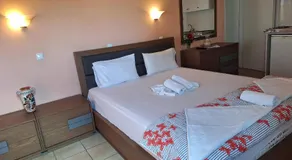 Annamaria Studios & Apartments - Image 3