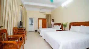 Lai Dinh Hotel - Image 2