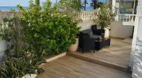 Chalet | Vue sur l'eau | Plage à proximité - Image 3