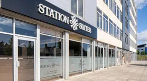 Station Suites Aparthotel - Image 5