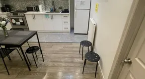 Exclusive Queen St Downtown Full House-PRIVATE PATIO - Image 4