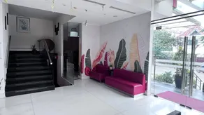 Redstar Hotel Jakarta - Image 4
