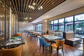 Ramada by Wyndham Shanghai Pudong - Image 5