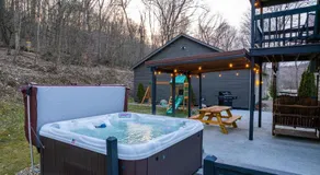 ‘Shady Point Retreat’ w/ Hot Tub & Pickleball! - Image 5