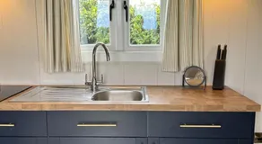Vicarage Hideaways - Image 5