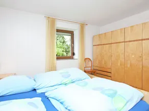 Romantic Holiday Home in Wallenborn near the Forest - Image 3