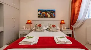 Montagu Four Seasons - Image 2