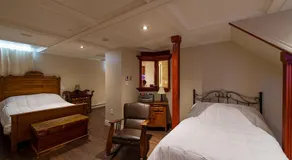 Auberge Mr James - Image 5