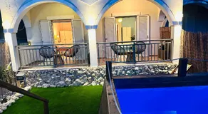 Royal Jelly Suites - Renovated Suites with Pool Just 5 Minutes walk from the Beach By Villa Mana Gers - Image 5
