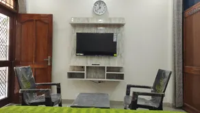 Cozy Retreat - Image 5