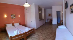 Elli Marina Studios & Apts Benitses Mare - Image 2