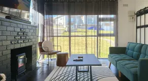 Ocean View Holiday Home - Easy Access to Hobart - Image 2