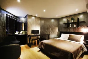 17th Hotel - Image 3