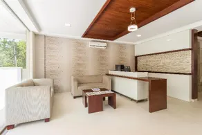 D Homz Suites - Image 4