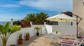Casa Rural Encantadora Con Terraza Privada - Image 4