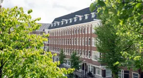 Beautiful room in Authentic Amsterdam Apartment RAI - Image 5