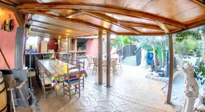 Grande villa entièrement équipée avec jardin, barbecue et terrasse | Vue jardin - Image 3