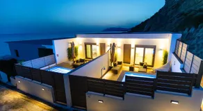 BLU Faflagkos Bay Luxury Suites - Image 4