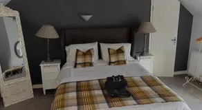The Golden Mile Country Inn - Image 2
