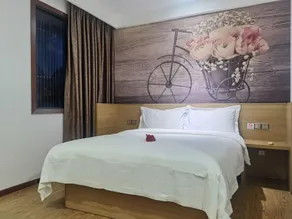 Runlai Hotel - Image 2