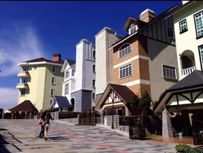 Smurf Inn Homestay - Image 3