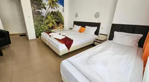 Mirage Family Hotel - Image 2