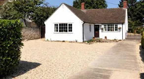 Oxford Cottage in Wheatley - Parking & Garden - Image 3