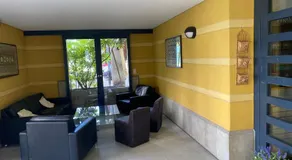 Yellow House Guest House - Image 3