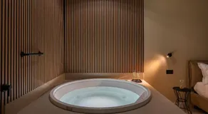 Cali Luxury Suites - Image 2