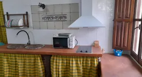 El Melocotonero - Image 3