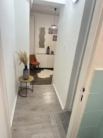 Domeček u letište s vlastním vstupem a vlastní zahrádkou - Image 4