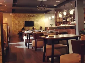 James Joyce Coffetel Jishou Renmin North Road Branch - Image 4