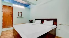 Shree Radhe Krishna Guest House - Image 2