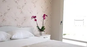Gardenia - Image 2