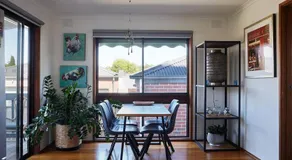 Rose Cottage - Right in town - Image 3