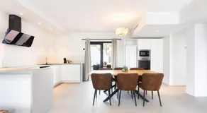 Villa de 4 dormitorios, moderna y nueva, con aire acondicionado, cerca del mar y playa - Casa Maravilla - Image 3