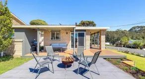 Kianga Lodge, 1 Sunset Blvd - Image 4