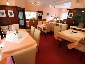 Hotel Sonnenhof - Image 4