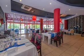 Euphoria Palm Beach Resort - Image 2