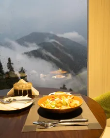 EAFR Hotel - Image 5