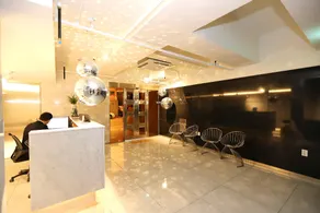 Lesign Hotel - Image 2