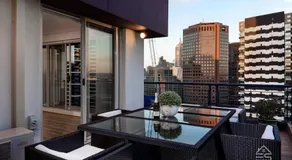 Exclusive Stays - Boulevard Penthouse - Image 4