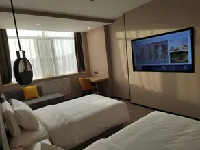 Starway Hotel Yulin Railway Station Square - Image 2