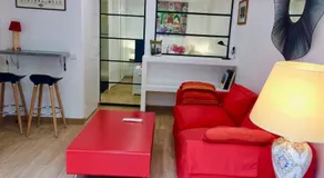 SUITE AVEC TERRASSE ET JARDIN AUX PORTES DE PARIS - Image 2