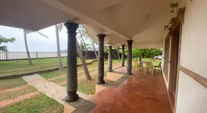 Willo stays The Metro Landsend Beach Resorts - Image 3