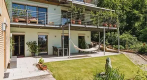 Snug Stays 3 - Traumhafter Seeblick, 2 Zi Apartment, Garten & Terrasse - Image 2