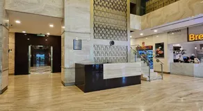 Royal Suite - Image 4